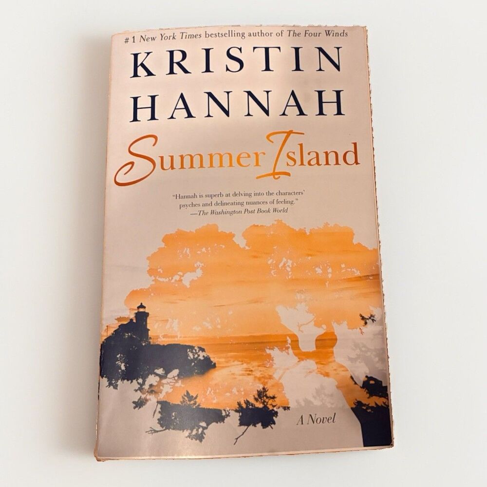 Kristin Hannah Summer Island Novel Paperback 2021 Ballantine ISBN 9780345483447